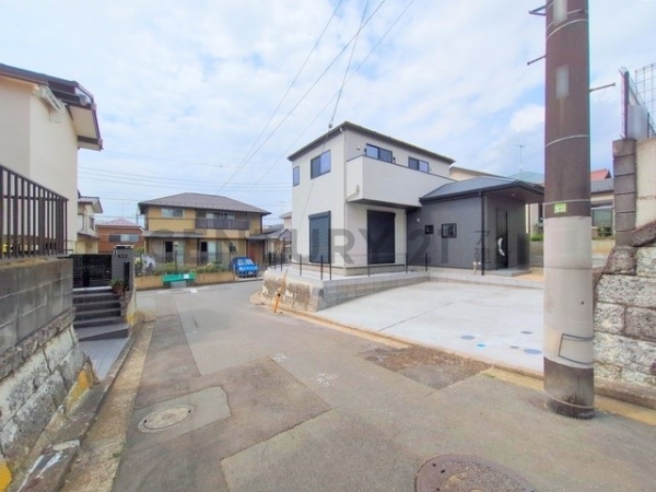 横浜市戸塚区汲沢町　新築一戸建て