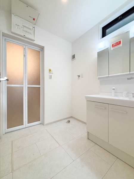 逗子市山の根２丁目　新築一戸建て