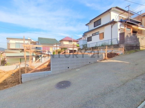 横浜市南区六ツ川２丁目　新築一戸建て