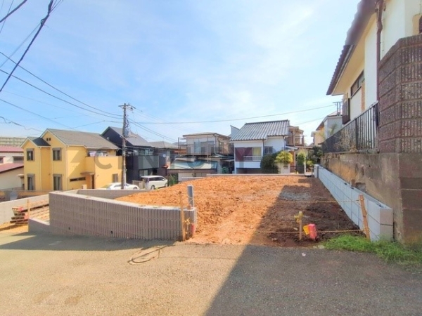 横浜市南区六ツ川２丁目　新築一戸建て