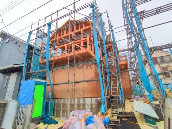 横浜市港南区笹下３丁目　新築一戸建て