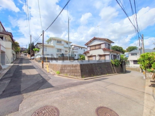 横浜市港南区芹が谷３丁目　新築一戸建て