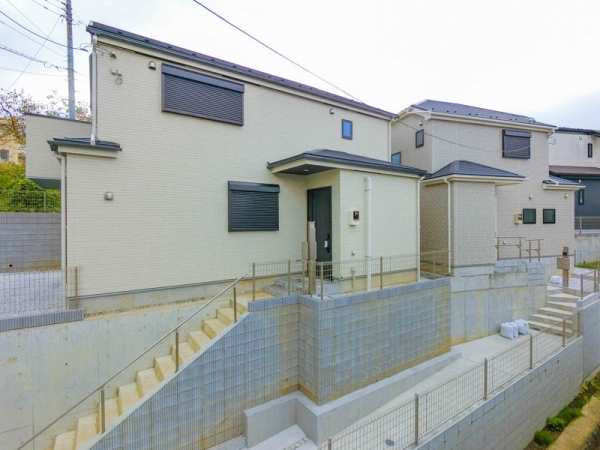 横浜市栄区飯島町　新築一戸建て