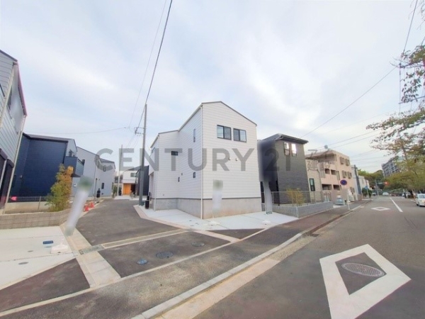 横浜市青葉区新石川４丁目　新築一戸建て