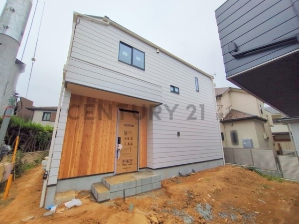 横浜市青葉区新石川４丁目　新築一戸建て