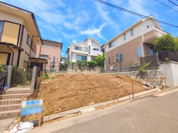 横浜市都筑区川和町　新築一戸建て