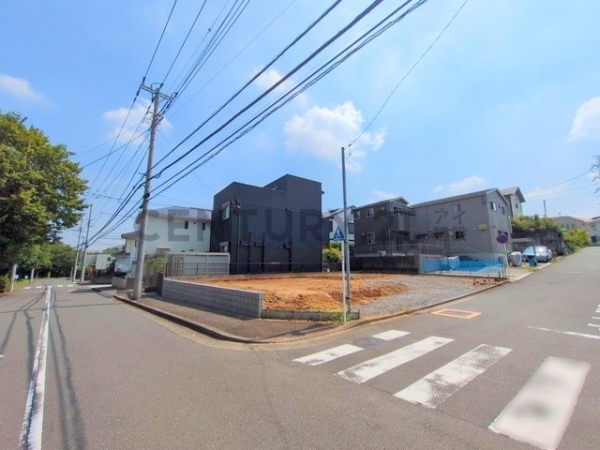 横浜市都筑区荏田東２丁目　新築一戸建て