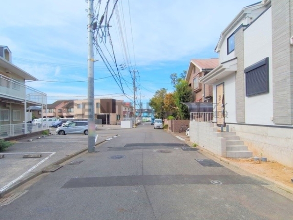 横浜市青葉区市ケ尾町　新築一戸建て