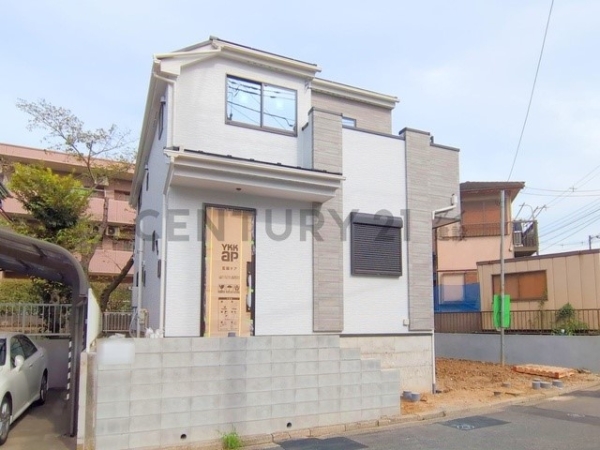 横浜市青葉区市ケ尾町　新築一戸建て