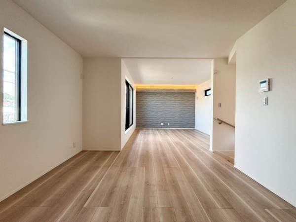 藤沢市藤沢1丁目 新築一戸建て(リビング)