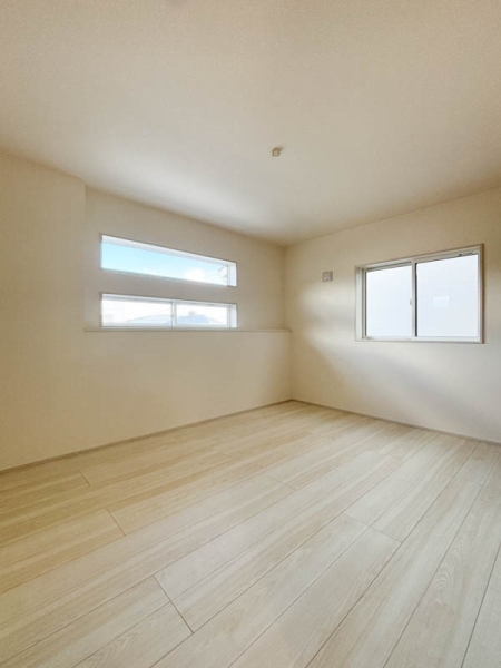 藤沢市本藤沢2丁目 新築一戸建て(その他居室)