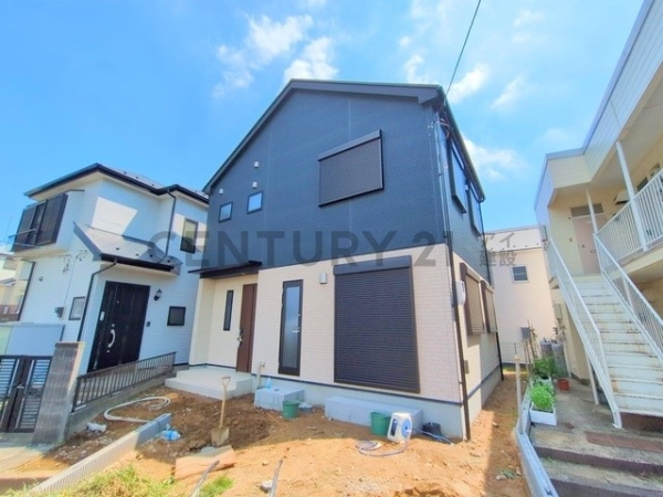 横浜市戸塚区戸塚町　新築一戸建て