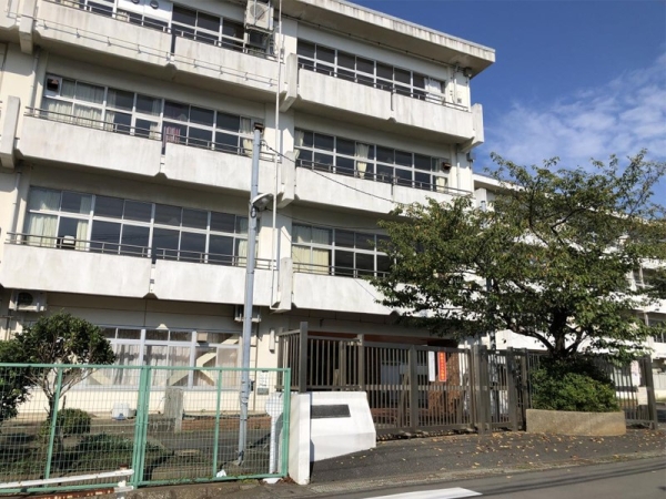 鎌倉市寺分　新築一戸建て(鎌倉市立富士塚小学校)