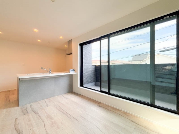 横浜市港南区港南６丁目　新築一戸建て