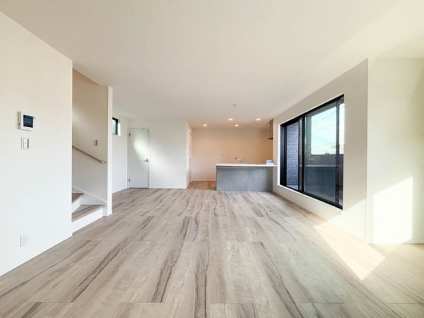 横浜市港南区港南６丁目　新築一戸建て