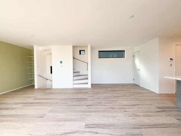 横浜市港南区港南６丁目　新築一戸建て