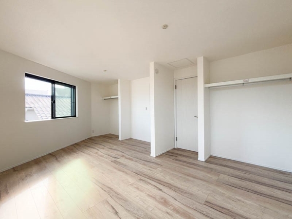 横浜市港南区港南６丁目　新築一戸建て