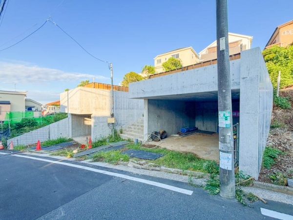 横浜市磯子区岡村２丁目　新築一戸建て