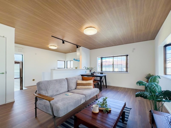 横浜市南区大岡４丁目　中古一戸建て