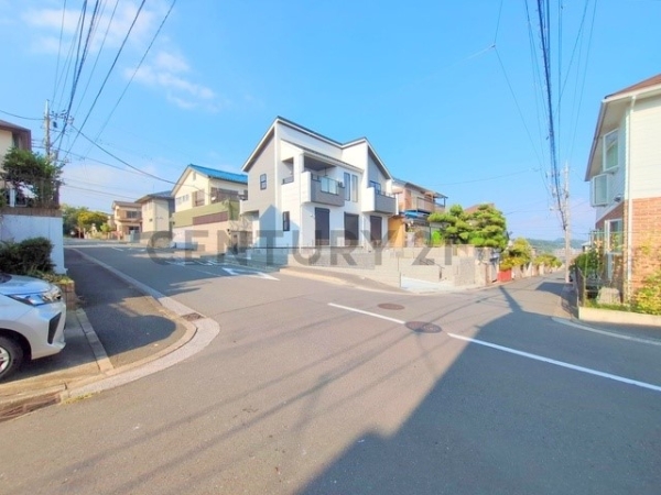 横浜市金沢区釜利谷西１丁目　新築一戸建て
