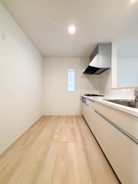 横浜市旭区市沢町 新築一戸建て(キッチン)