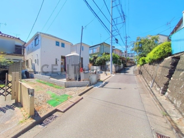 横浜市旭区市沢町　新築一戸建て