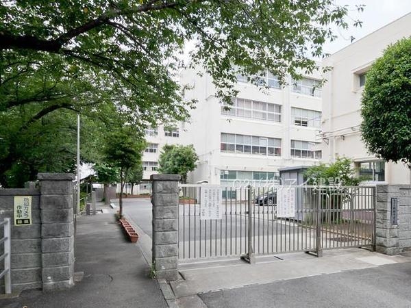 横浜市港北区岸根町の中古一戸建て(横浜市立城郷中学校)