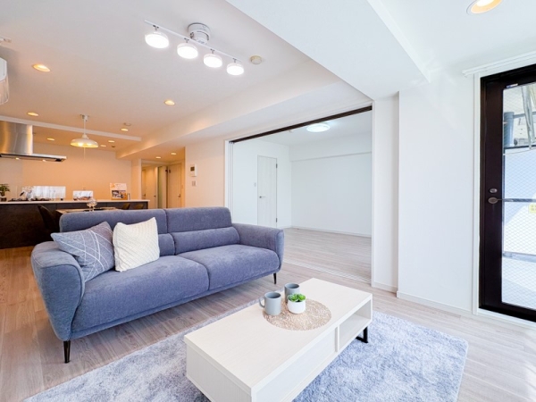 野毛山公園三和プラザ(リビング)