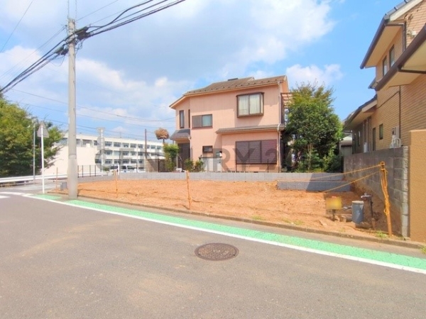横浜市旭区中沢３丁目　新築一戸建て