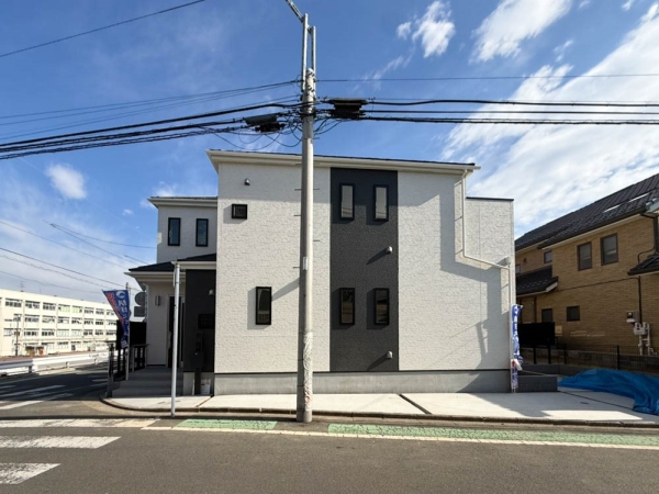 横浜市旭区中沢３丁目　新築一戸建て