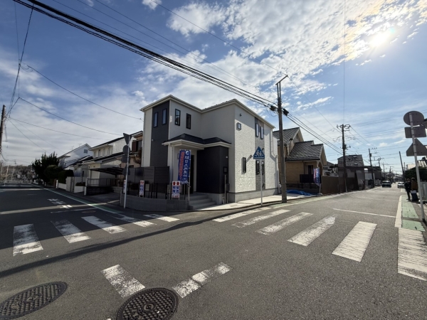 横浜市旭区中沢３丁目　新築一戸建て