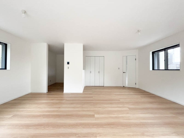 横浜市栄区飯島町　新築一戸建て