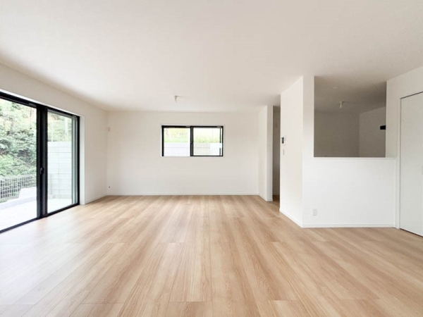 横浜市栄区飯島町　新築一戸建て