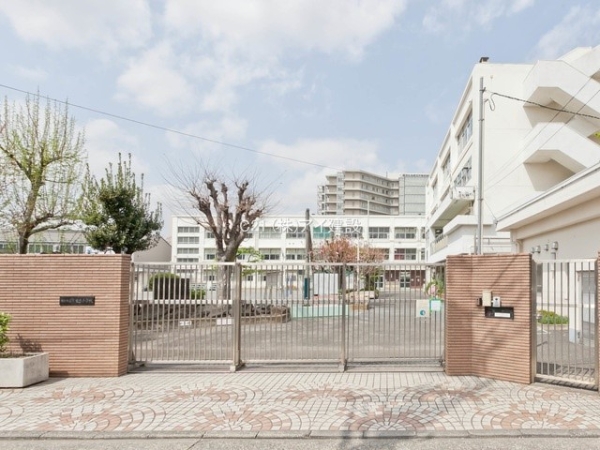 横浜市鶴見区下末吉１丁目　新築一戸建て(横浜市立下末吉小学校)