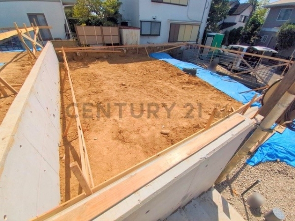 川崎市多摩区南生田５丁目　新築一戸建て