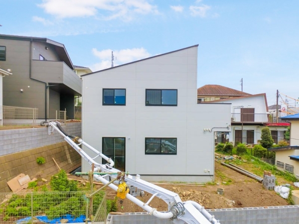 横浜市栄区鍛冶ケ谷１丁目　新築一戸建て