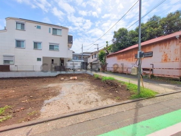 横浜市西区西戸部町３丁目　新築一戸建て