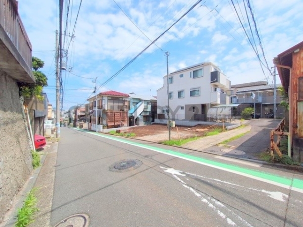 横浜市西区西戸部町３丁目　新築一戸建て