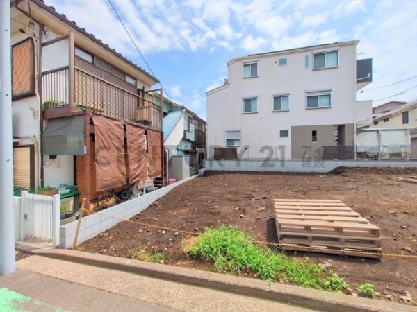 横浜市西区西戸部町３丁目　新築一戸建て