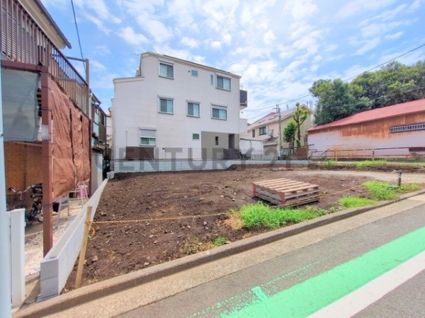 横浜市西区西戸部町３丁目　新築一戸建て