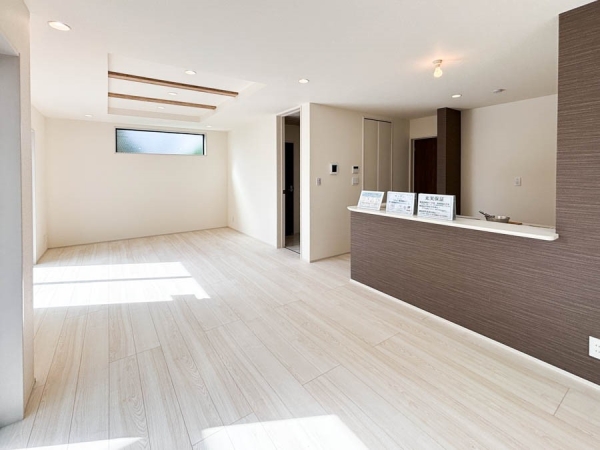 横浜市港北区下田町3丁目 新築一戸建て(リビング)