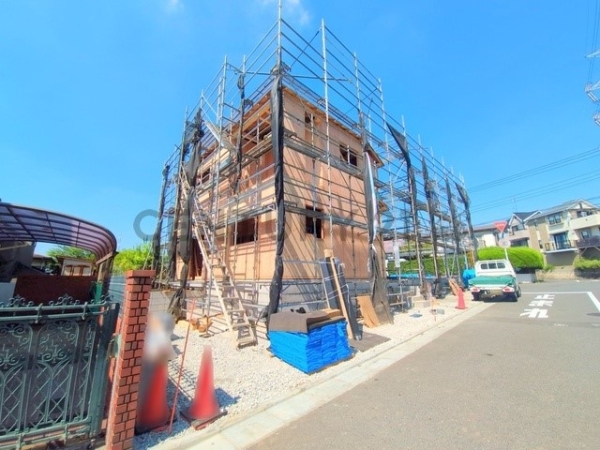横浜市青葉区奈良町　新築一戸建て