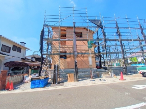 横浜市青葉区奈良町　新築一戸建て
