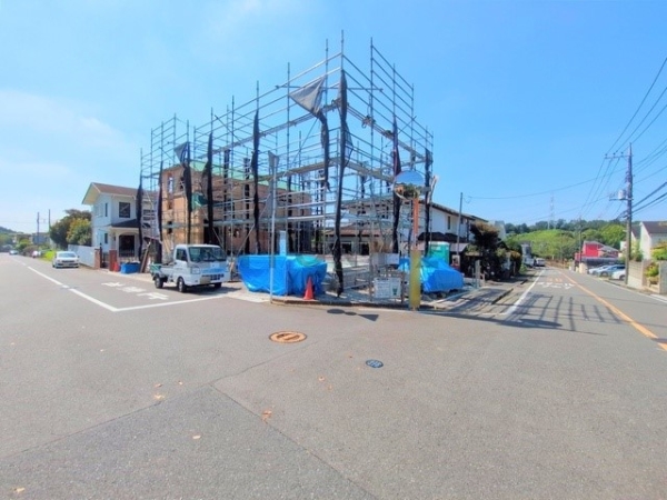 横浜市青葉区奈良町　新築一戸建て
