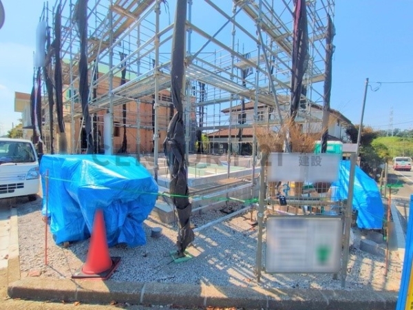 横浜市青葉区奈良町　新築一戸建て