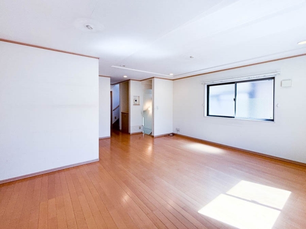 横浜市保土ケ谷区新桜ケ丘１丁目の中古一戸建て