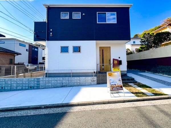 横浜市金沢区高舟台２丁目　新築一戸建て