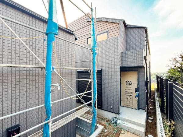 横浜市鶴見区駒岡１丁目　新築一戸建て