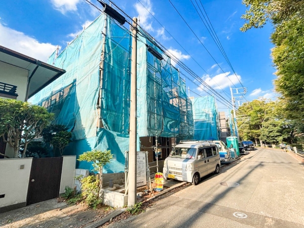 横浜市鶴見区駒岡１丁目　新築一戸建て