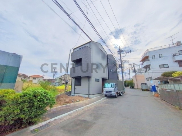 川崎市中原区宮内１丁目　新築一戸建て